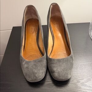 Corso Como Gray Suede Heels